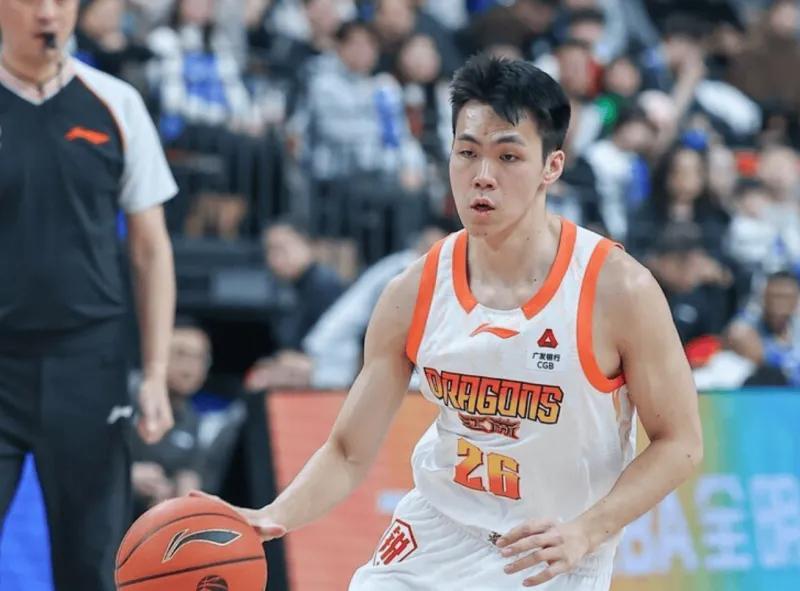 开云官网-难怪庞峥麟能投进全明星！挡拆配合撕碎北京防守，突破侵略性拉满