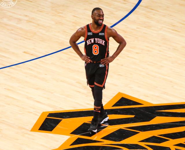 kaiyun-圣诞夜三双迎梦想时刻 沃克重回首发渐入佳境