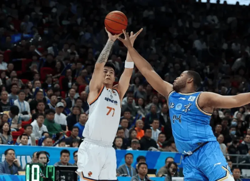 开云体育-张镇麟出战34分钟，投篮10中2、三分3中0得到4分3篮板2抢断